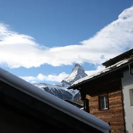 Sleeps 8 Wifi Appartement *
